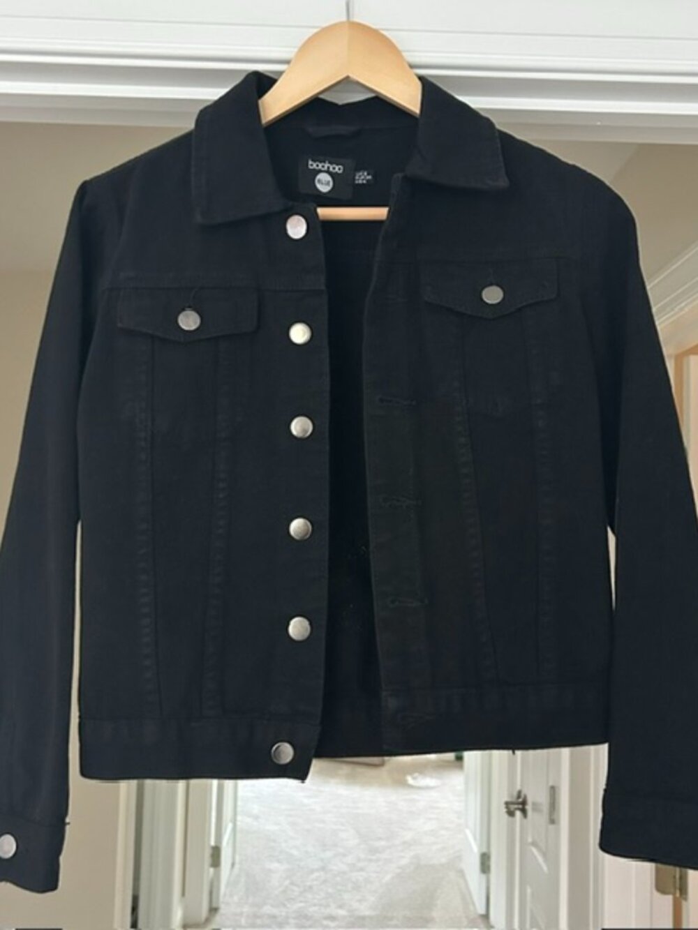 Boohoo Black Denim Jacket Size US 4 / UK 8